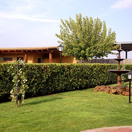 Zenit Calahorra Hotel Bagian luar foto