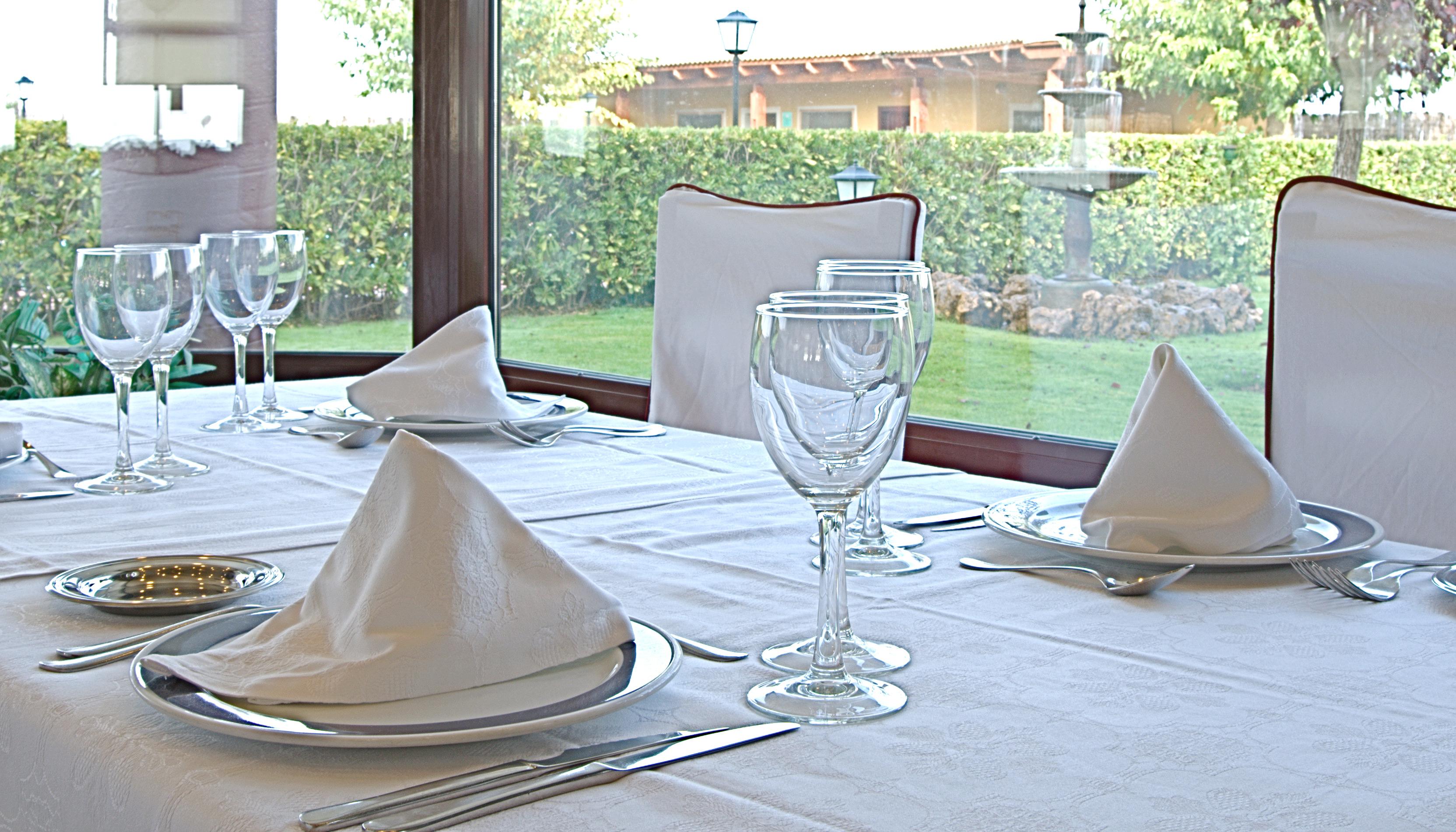 Zenit Calahorra Hotel Bagian luar foto