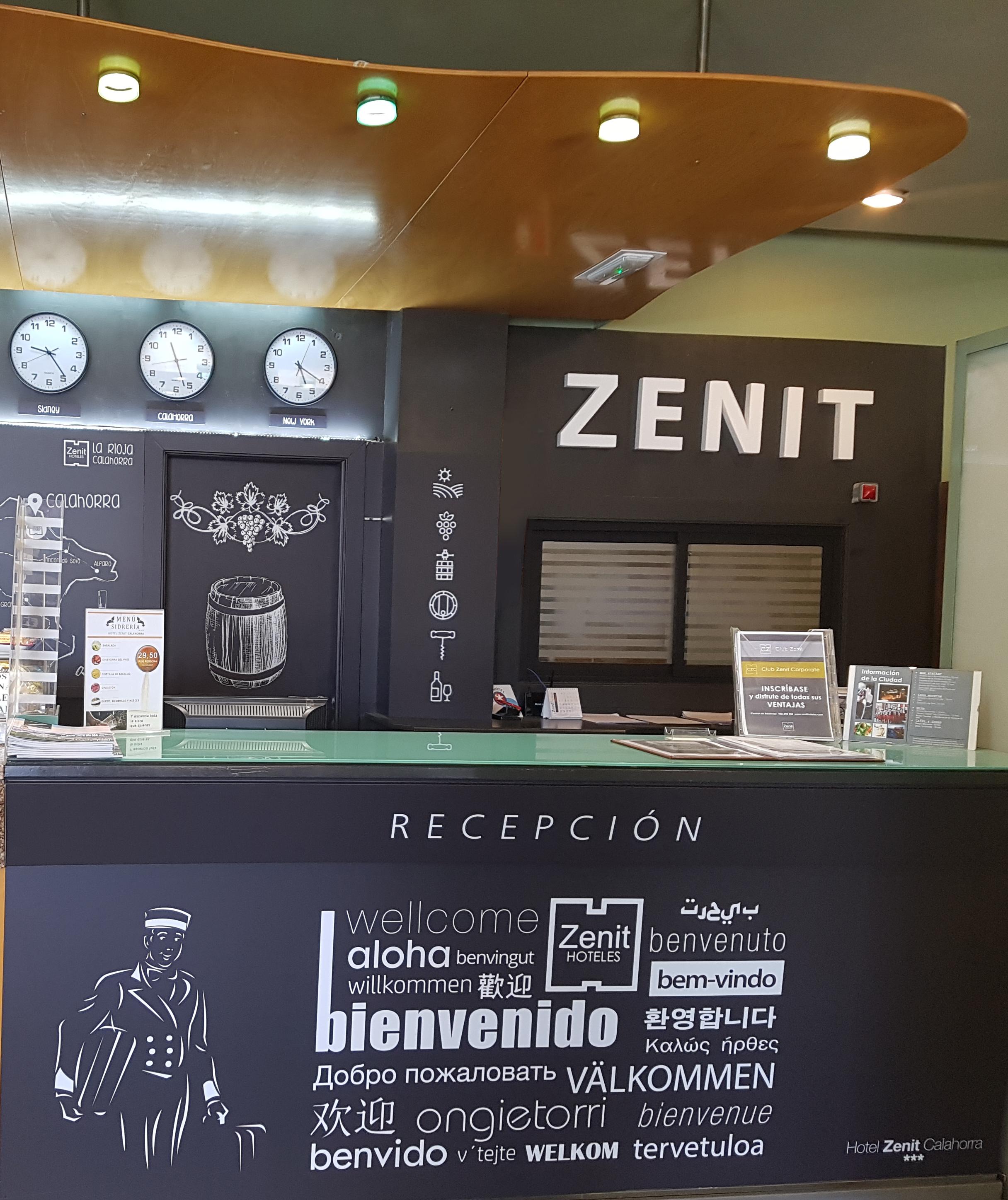 Zenit Calahorra Hotel Bagian luar foto