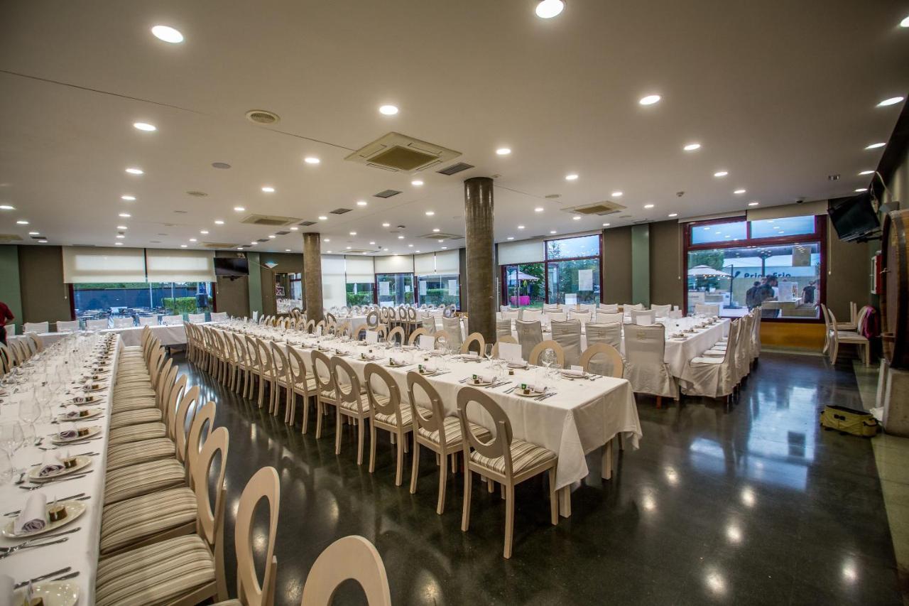 Zenit Calahorra Hotel Bagian luar foto